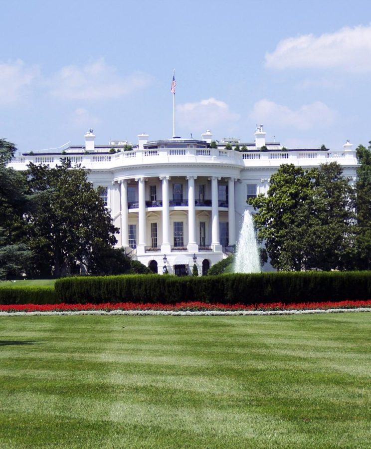A picture of the White House lawn.
Credit: pexels.com
