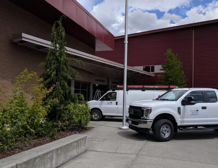 The repair crew at the GP front entrance.