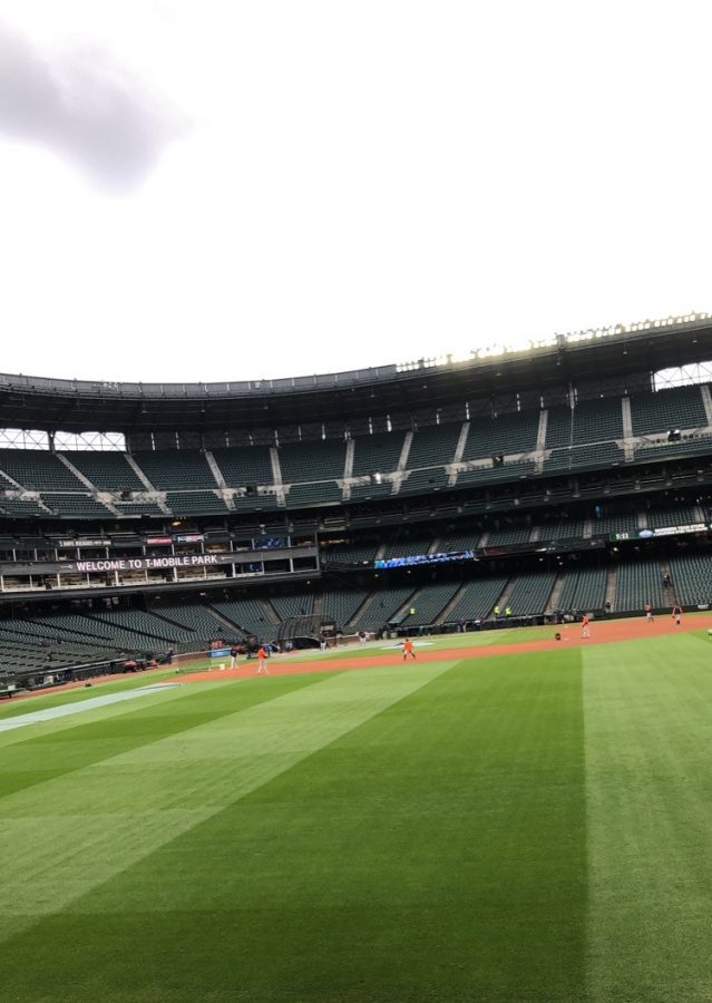 The Houston Astros on field before a matchup with the Seattle Mariners on August 30, 2021